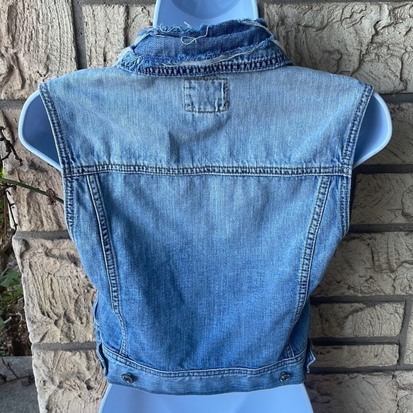 American eagle Denim Jeans Distressed Ripped Vest Size XS - Picture 6 of 10